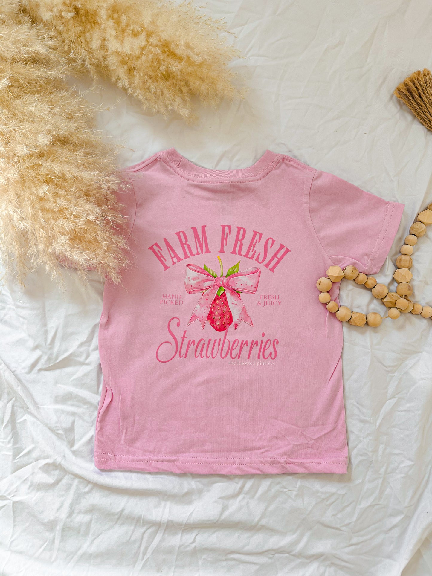farm fresh strawberries tee