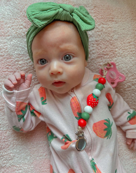 sugarberry paci clip