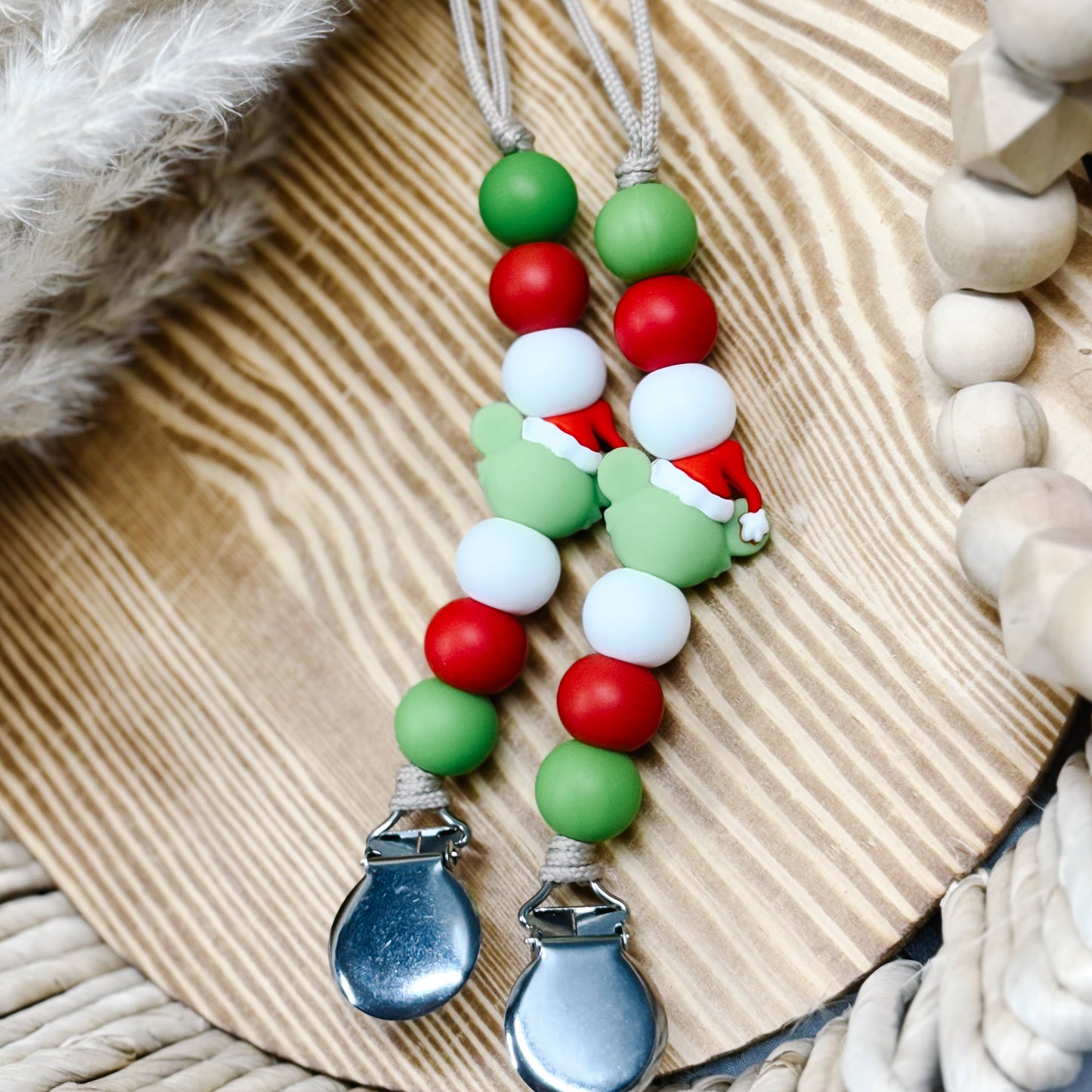 Green man mouse ear clip