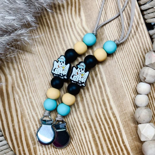 Boo Crew Pacifier Clip